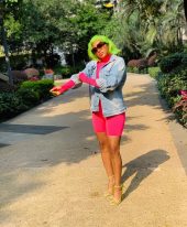 Candyfloss (threesome, squirting)