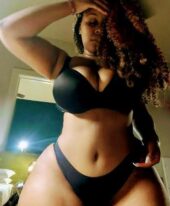 Lucky (nudes and video chats)