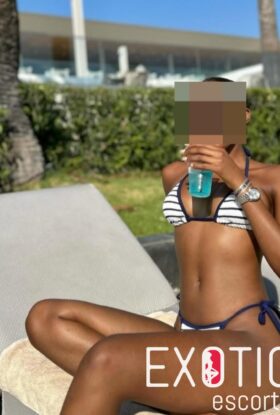 Nyle video call & Nudes