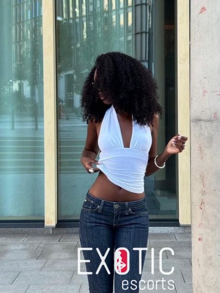Ghana Babe (ghanaian Girl Available At East Legon) — 4