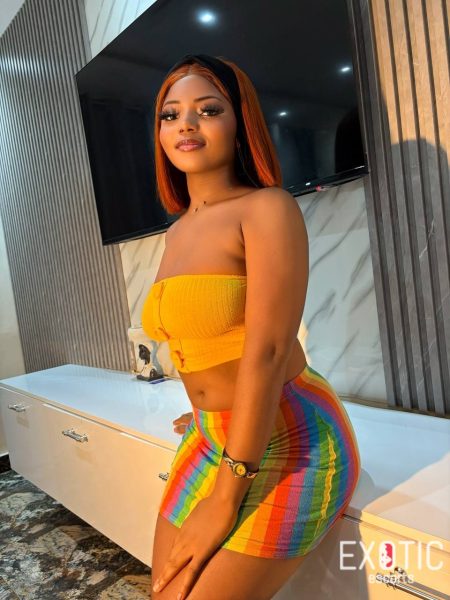 Nelly, escort in Bamako, Africa (photo 2)