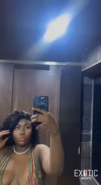 Honey, escort in Accra, Africa